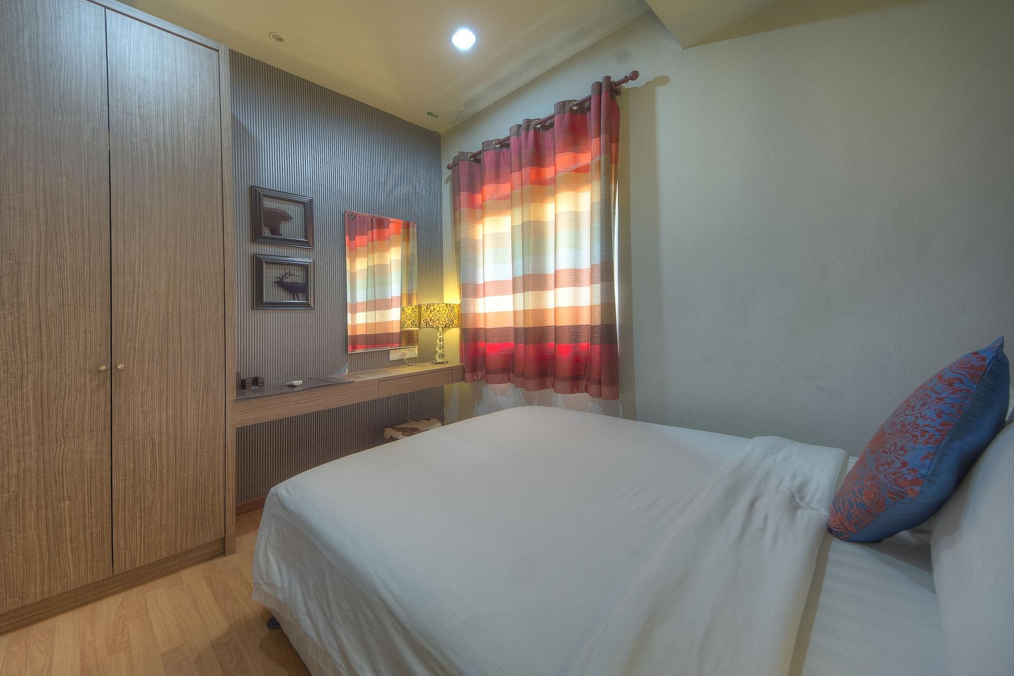 Arenaa Deluxe Hotel Malacca Exteriör bild