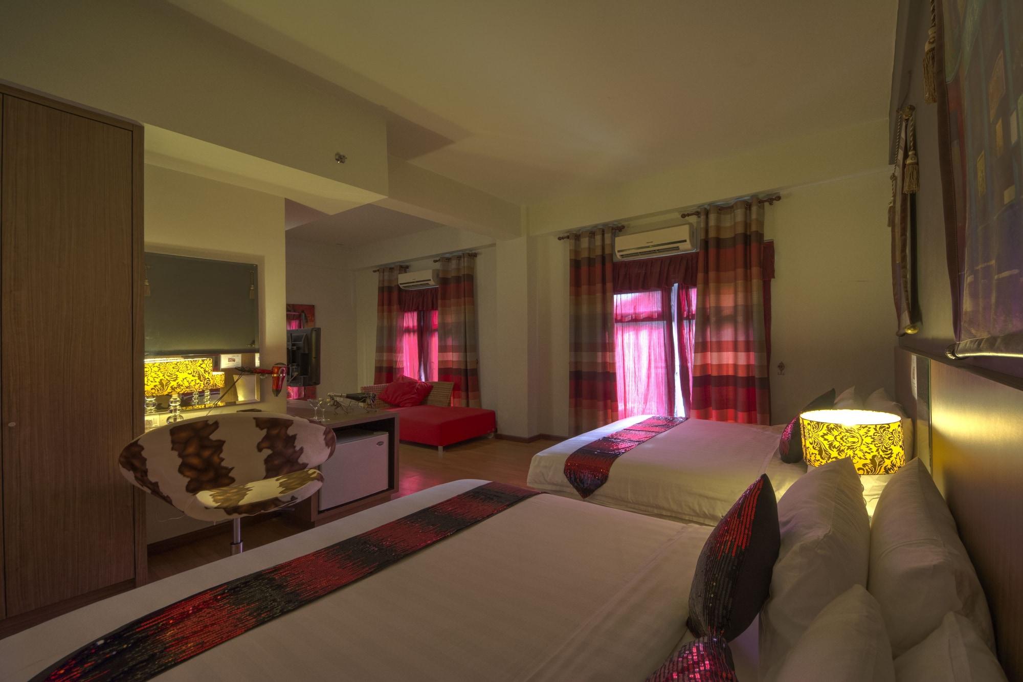 Arenaa Deluxe Hotel Malacca Exteriör bild