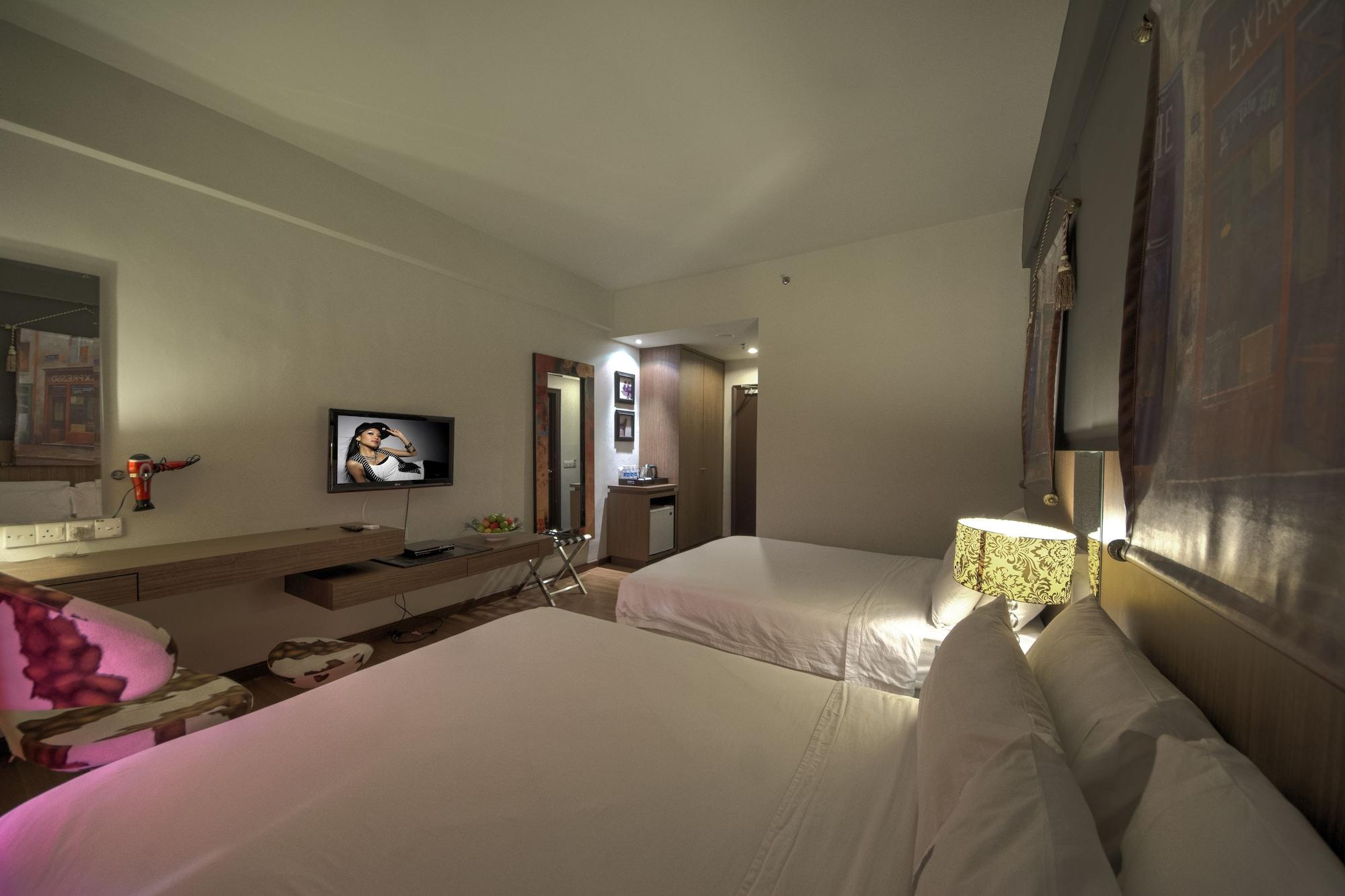 Arenaa Deluxe Hotel Malacca Exteriör bild