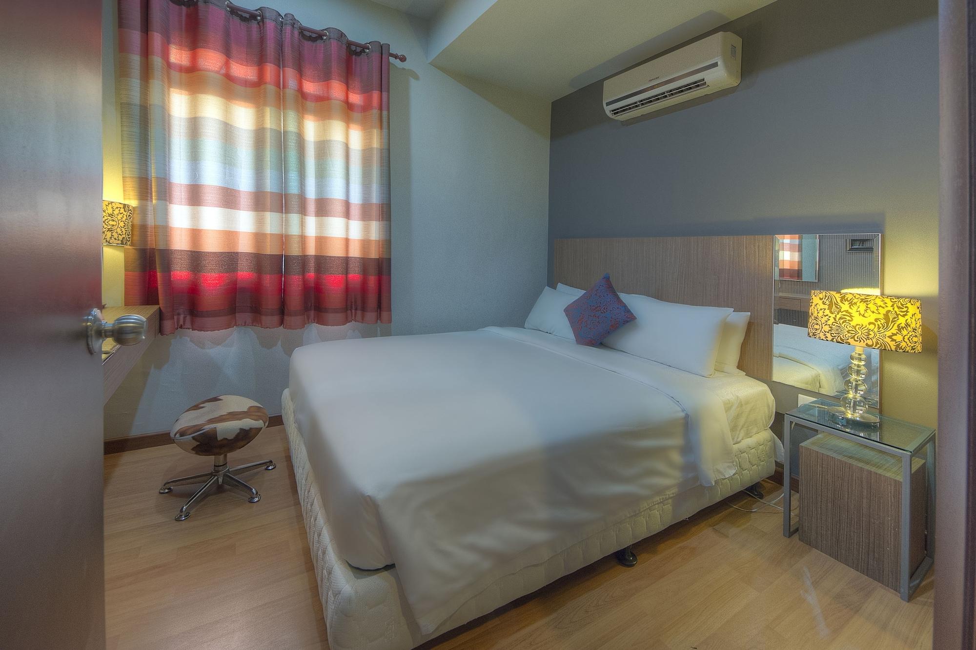 Arenaa Deluxe Hotel Malacca Exteriör bild