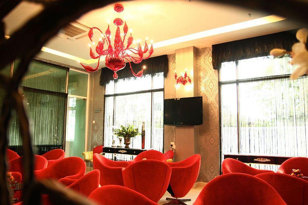 Arenaa Deluxe Hotel Malacca Exteriör bild
