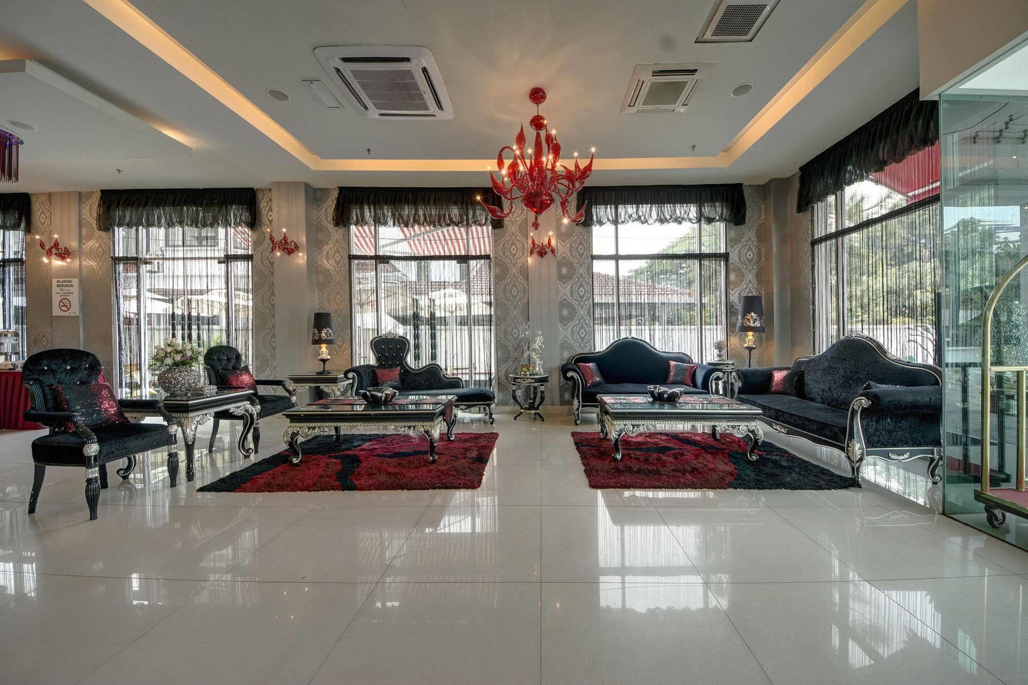 Arenaa Deluxe Hotel Malacca Exteriör bild